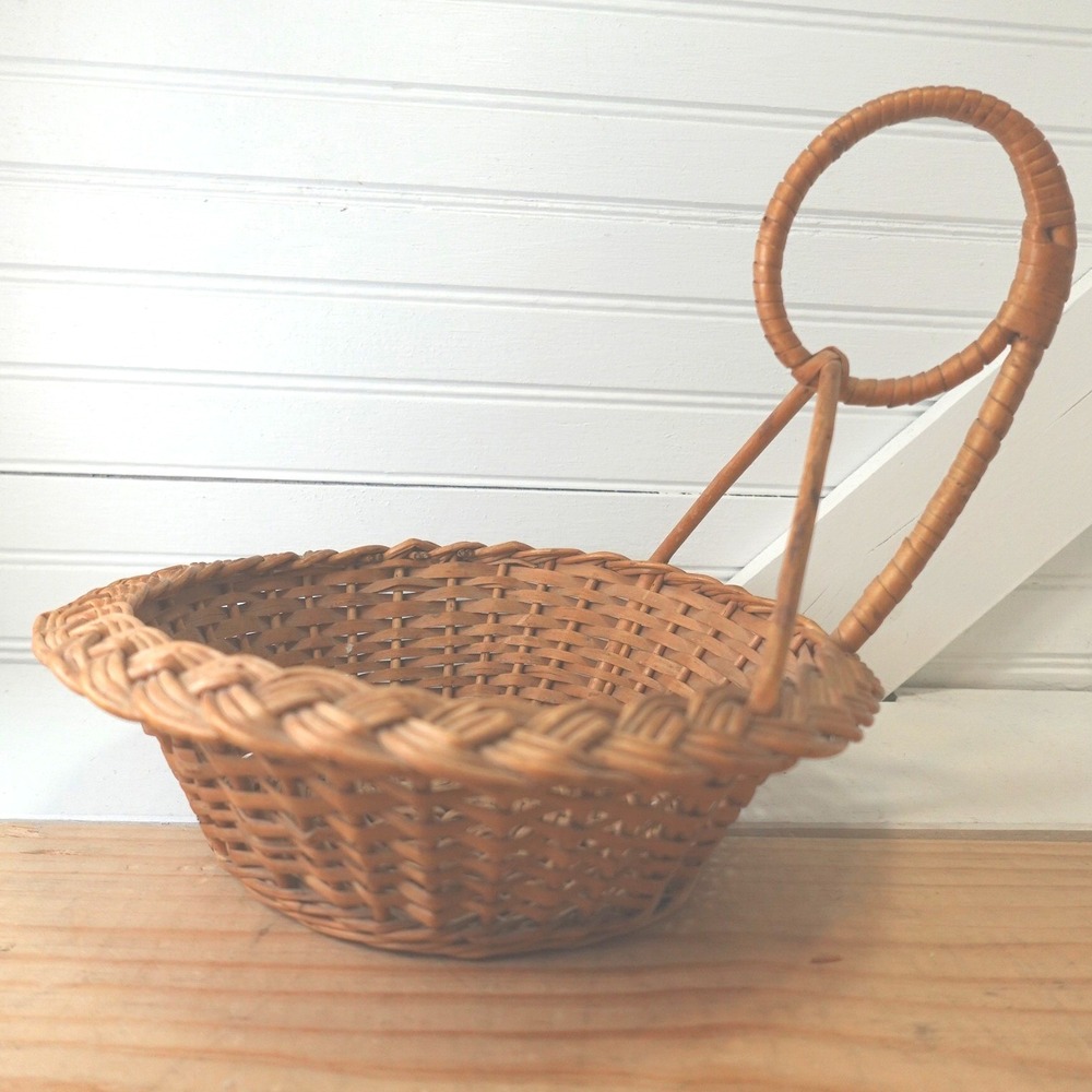 Vintage Woven Wicker Basket Round Abstract Handle 10 inch Braided Rim Unique